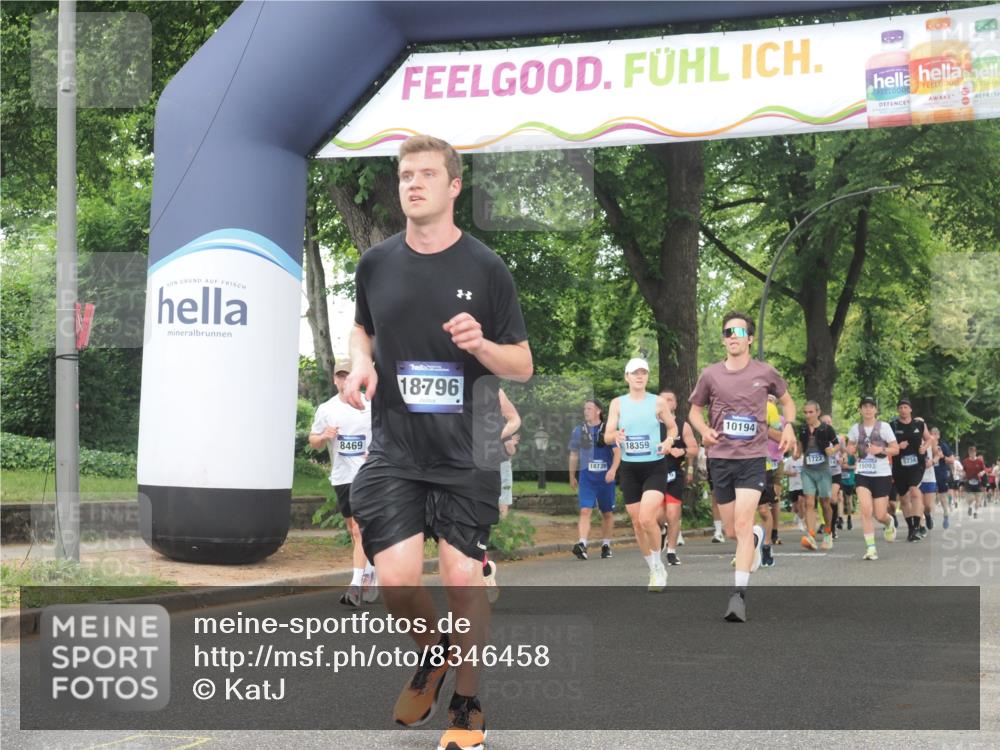 29.06.2025 - hella hamburg halbmarathon KatJ http://msf.ph/oto/8346458 29.06.2025 10:49:43 Zwischen KM18-KM19 1114, 1940, 4859, 6311, 8469 meine-sportfotos.de