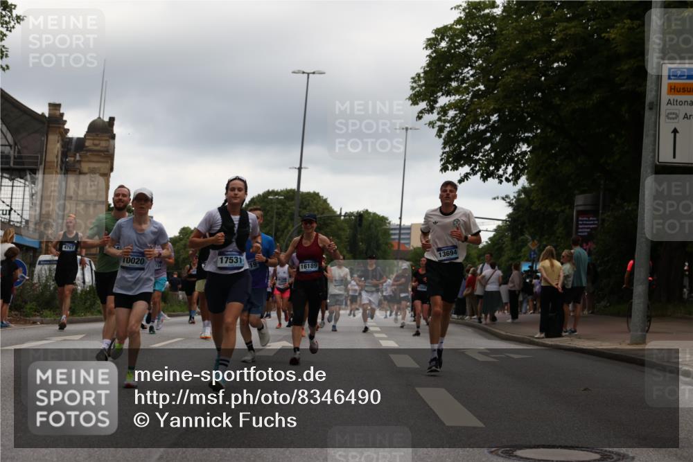 29.06.2025 - hella hamburg halbmarathon Yannick Fuchs http://msf.ph/oto/8346490 29.06.2025 10:52:28 20KM 1319, 1833, 2159, 2250, 2619, 2711, 2996, 3251, 4550, 4767, 5675, 6592, 7659, 7856, 8089, 9230, 9553, 9555, 9835, 10020, 10268, 10319, 10518, 10539, 10703, 11394, 11605, 11808, 11846, 12378, 12495, 12734, 12735, 12809, 12879, 13287, 13512, 13654, 13694, 14355, 14673, 15197, 15527, 16189, 16409, 17531, 17665, 17814, 17839, 17967, 18682, 18727, 18833, 18985, 19002, 19003 meine-sportfotos.de