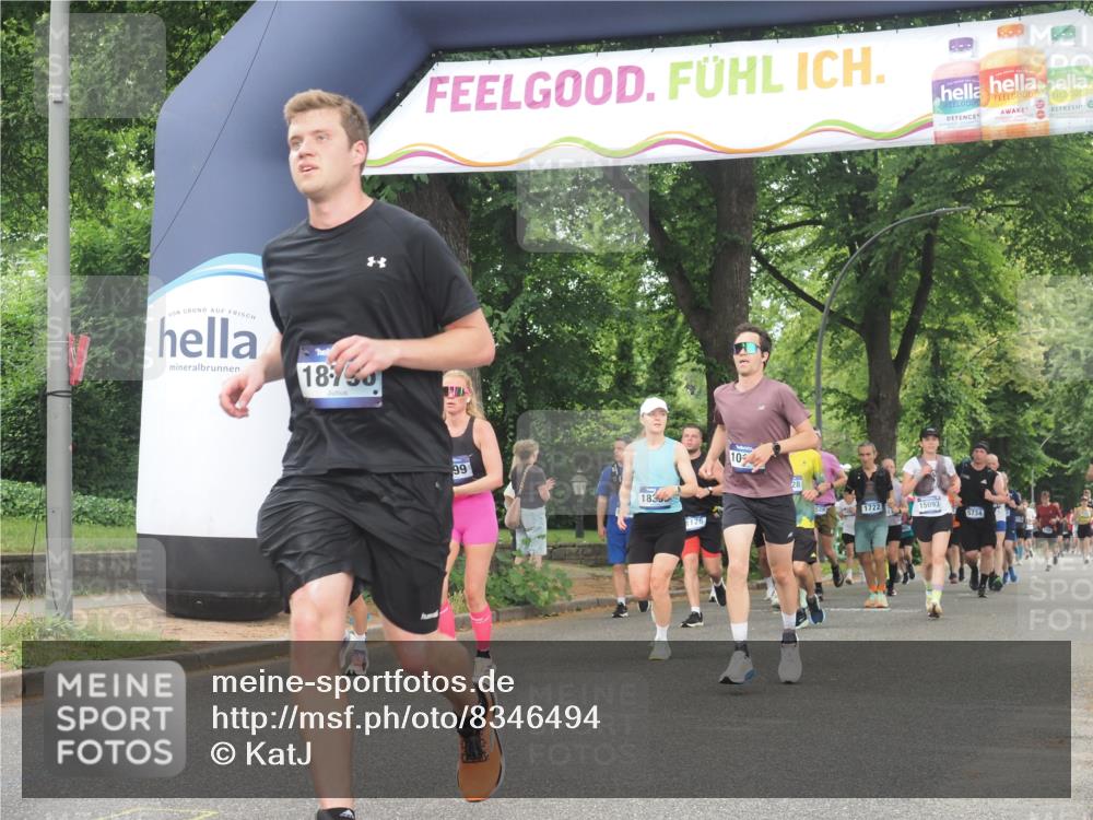 29.06.2025 - hella hamburg halbmarathon KatJ http://msf.ph/oto/8346494 29.06.2025 10:49:44 Zwischen KM18-KM19 1114, 4859, 6311, 8469 meine-sportfotos.de