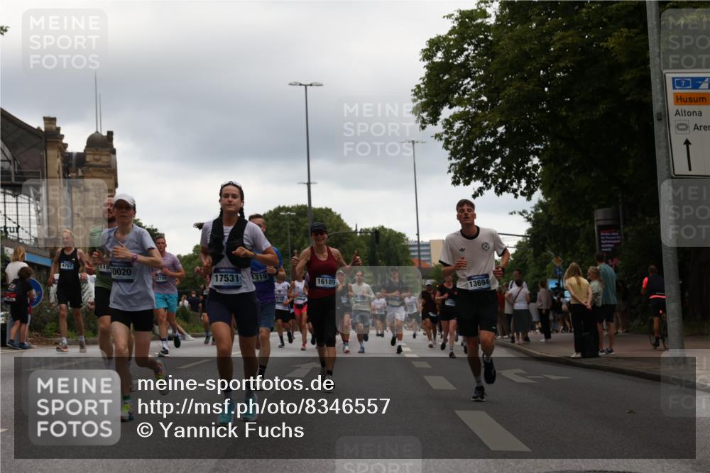 29.06.2025 - hella hamburg halbmarathon Yannick Fuchs http://msf.ph/oto/8346557 29.06.2025 10:52:28 20KM 1319, 1833, 2159, 2250, 2619, 2711, 2996, 3251, 4550, 4767, 5675, 6592, 7659, 7856, 8089, 9230, 9553, 9555, 9835, 10020, 10268, 10319, 10518, 10539, 10703, 11394, 11605, 11808, 11846, 12378, 12495, 12734, 12735, 12809, 12879, 13287, 13512, 13654, 13694, 14355, 14673, 15197, 15527, 16189, 16409, 17531, 17665, 17814, 17839, 17967, 18682, 18727, 18833, 18985, 19002, 19003 meine-sportfotos.de