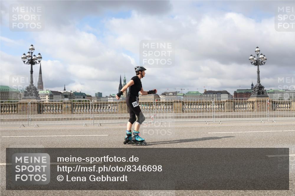29.06.2025 - hella hamburg halbmarathon Lena Gebhardt http://msf.ph/oto/8346698 29.06.2025 09:09:09 Lombardsbrücke 268 meine-sportfotos.de