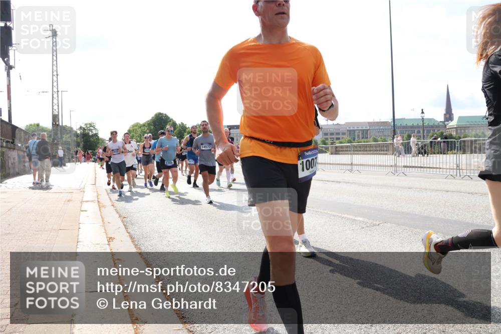 29.06.2025 - hella hamburg halbmarathon Lena Gebhardt http://msf.ph/oto/8347205 29.06.2025 10:00:56 Lombardsbrücke 68, 10271, 14577, 1007, 1130, 1568, 1583, 1611, 1726, 2236, 2354, 2363, 2474, 2490, 2936, 2982, 3059, 3141, 3400, 3625, 3740, 3794, 3983, 4068, 4238, 4579, 4616, 4708, 4767, 4945, 5033, 5418, 5643, 5870, 6138, 6147, 6443, 6487, 6531, 6714, 6757, 6835, 7658, 7757, 7759, 7761, 8255, 8326, 8478, 8632, 8923, 9124, 9553, 9555, 9577, 9932, 10074, 10188, 10271, 10599 meine-sportfotos.de