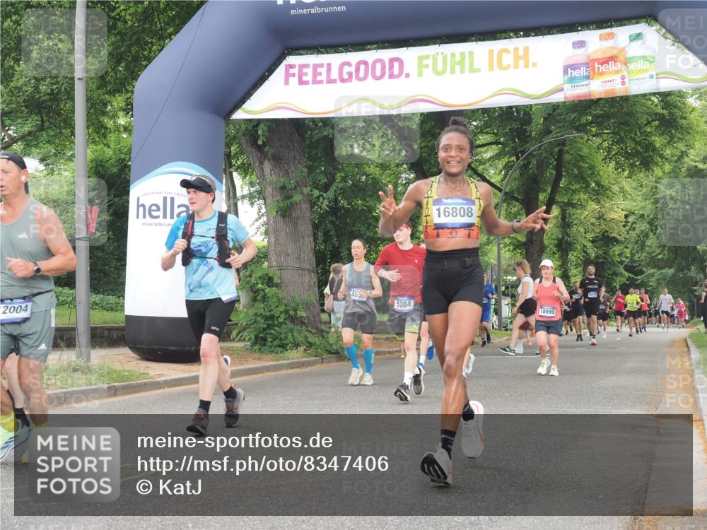 29.06.2025 - hella hamburg halbmarathon KatJ http://msf.ph/oto/8347406 29.06.2025 10:49:56 Zwischen KM18-KM19 1254, 1334, 1573, 1881, 2683, 3001, 3921, 4538, 4665, 5384 meine-sportfotos.de