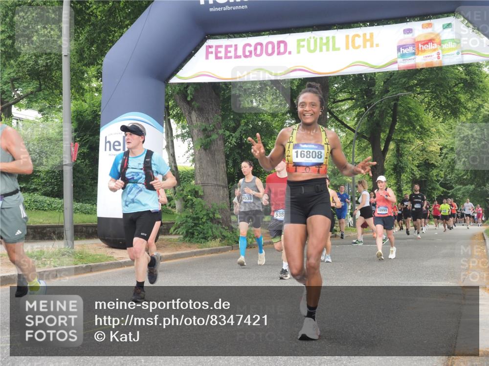 29.06.2025 - hella hamburg halbmarathon KatJ http://msf.ph/oto/8347421 29.06.2025 10:49:56 Zwischen KM18-KM19 1254, 1334, 1573, 1881, 2683, 3001, 3921, 4538, 4665, 5384 meine-sportfotos.de
