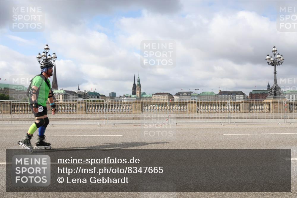 29.06.2025 - hella hamburg halbmarathon Lena Gebhardt http://msf.ph/oto/8347665 29.06.2025 09:09:13 Lombardsbrücke 80 meine-sportfotos.de