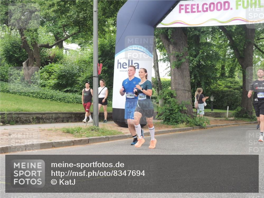 29.06.2025 - hella hamburg halbmarathon KatJ http://msf.ph/oto/8347694 29.06.2025 10:50:02 Zwischen KM18-KM19 1427, 1464, 2683, 3921, 4538, 5384 meine-sportfotos.de