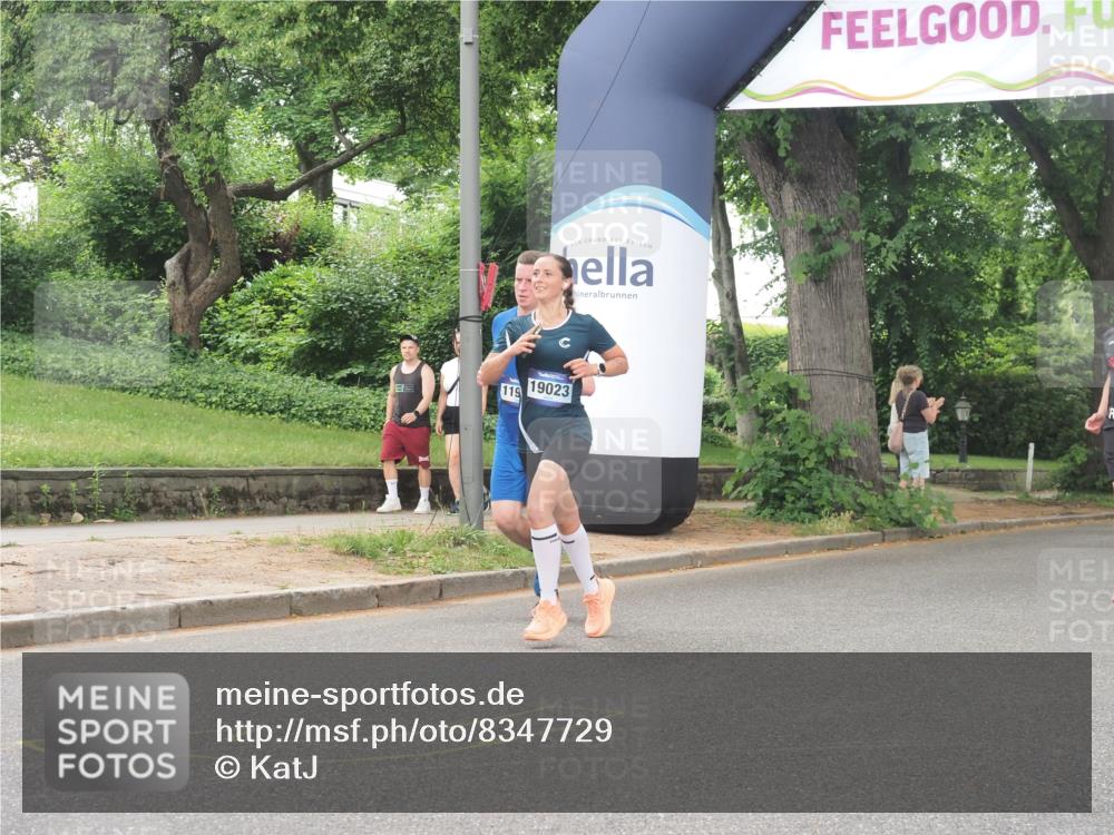 29.06.2025 - hella hamburg halbmarathon KatJ http://msf.ph/oto/8347729 29.06.2025 10:50:02 Zwischen KM18-KM19 1427, 1464, 2683, 3921, 4538, 5384 meine-sportfotos.de