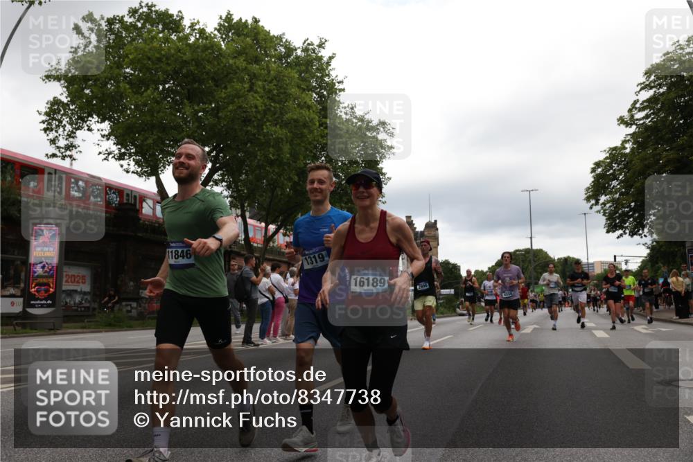 29.06.2025 - hella hamburg halbmarathon Yannick Fuchs http://msf.ph/oto/8347738 29.06.2025 10:52:31 20KM 1319, 1833, 2159, 2250, 2619, 2711, 2996, 4550, 4767, 5675, 6592, 6860, 7659, 7856, 8089, 8392, 9156, 9230, 9353, 9553, 9555, 9835, 10020, 10268, 10319, 10518, 10539, 10703, 11394, 11605, 11808, 11846, 12495, 12734, 12735, 12809, 13287, 13512, 13654, 13694, 14355, 14673, 15197, 16189, 16206, 16409, 16922, 16924, 17531, 17665, 17782, 17814, 17839, 17931, 17967, 18556, 18682, 18727, 18833, 18985, 19002, 19003 meine-sportfotos.de