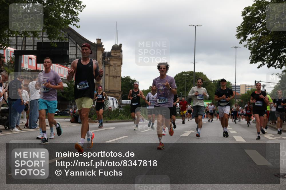 29.06.2025 - hella hamburg halbmarathon Yannick Fuchs http://msf.ph/oto/8347818 29.06.2025 10:52:31 20KM 1319, 1833, 2159, 2250, 2619, 2711, 2996, 4550, 4767, 5675, 6592, 6860, 7659, 7856, 8089, 8392, 9156, 9230, 9353, 9553, 9555, 9835, 10020, 10268, 10319, 10518, 10539, 10703, 11394, 11605, 11808, 11846, 12495, 12734, 12735, 12809, 13287, 13512, 13654, 13694, 14355, 14673, 15197, 16189, 16206, 16409, 16922, 16924, 17531, 17665, 17782, 17814, 17839, 17931, 17967, 18556, 18682, 18727, 18833, 18985, 19002, 19003 meine-sportfotos.de