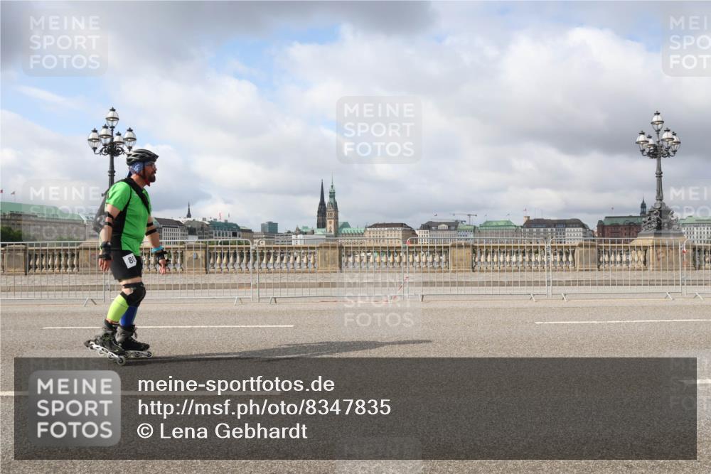 29.06.2025 - hella hamburg halbmarathon Lena Gebhardt http://msf.ph/oto/8347835 29.06.2025 09:09:13 Lombardsbrücke 80 meine-sportfotos.de