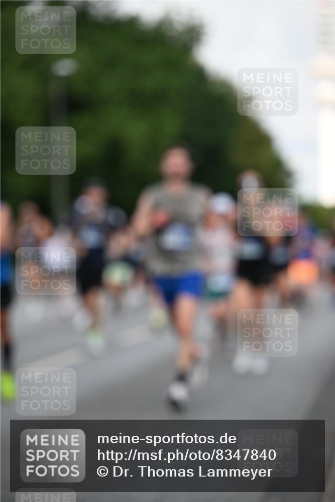 29.06.2025 - hella hamburg halbmarathon Dr. Thomas Lammeyer http://msf.ph/oto/8347840 29.06.2025 09:56:17 Kennedybrücke 1139, 1169, 1220, 1415, 1468, 1512, 2233, 3109, 3124, 4080, 4497, 4691, 4915, 5007, 5011, 5476, 5477, 7067, 7191, 7325, 7432, 7451, 7843, 7865, 7961, 8467, 8852, 9081, 10000, 10099, 10251, 10741, 10796 meine-sportfotos.de