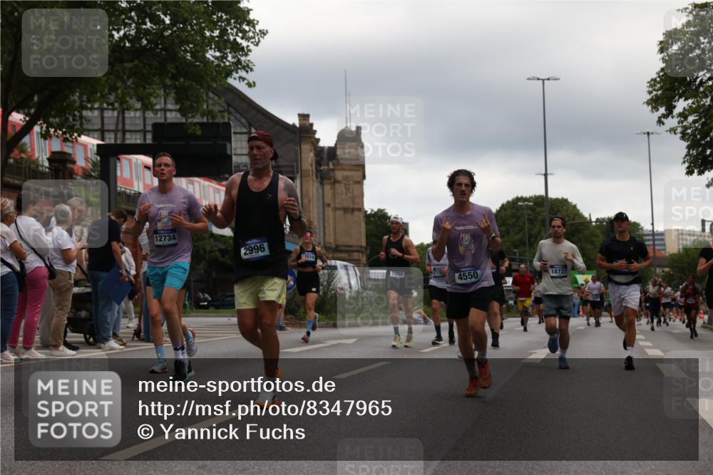 29.06.2025 - hella hamburg halbmarathon Yannick Fuchs http://msf.ph/oto/8347965 29.06.2025 10:52:32 20KM 1319, 1833, 2159, 2250, 2619, 2711, 2996, 4550, 4767, 5675, 6592, 6860, 7659, 7856, 8089, 8392, 9156, 9353, 9553, 9555, 9835, 10020, 10268, 10319, 10518, 10539, 10703, 11394, 11605, 11808, 11846, 12495, 12734, 12735, 12809, 13287, 13512, 13654, 13694, 14355, 14673, 15197, 16189, 16206, 16409, 16922, 16924, 17531, 17665, 17782, 17814, 17839, 17931, 17967, 18556, 18682, 18727, 18833, 18985, 19002, 19003 meine-sportfotos.de