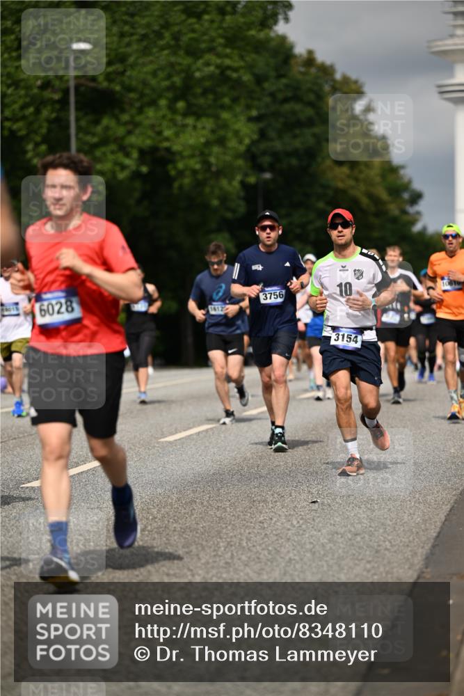 29.06.2025 - hella hamburg halbmarathon Dr. Thomas Lammeyer http://msf.ph/oto/8348110 29.06.2025 10:18:23 Kennedybrücke 1071, 1131, 1406, 1480, 2990, 3020, 3025, 3154, 3728, 3756, 3834, 3939, 5191, 5546, 5670, 6028, 6083, 6366, 6717, 7209, 7442, 7802, 7840, 7991, 8055, 8147, 8409, 9173, 9663, 10224, 10610, 10977, 11355 meine-sportfotos.de