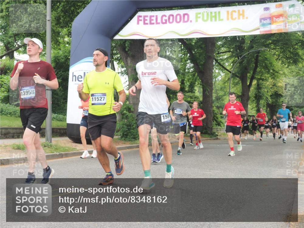 29.06.2025 - hella hamburg halbmarathon KatJ http://msf.ph/oto/8348162 29.06.2025 10:50:08 Zwischen KM18-KM19 1427, 7243 meine-sportfotos.de