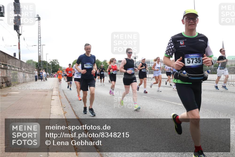29.06.2025 - hella hamburg halbmarathon Lena Gebhardt http://msf.ph/oto/8348215 29.06.2025 10:38:34 Lombardsbrücke 4155, 19028, 16174, 7692, 13200, 5089, 7001, 5735, 56, 1196, 1390, 1394, 1457, 1596, 1721, 1742, 1791, 1966, 2113, 2151, 2498, 2576, 2660, 2693, 3010, 3094, 3095, 3216, 3242, 3286, 3323, 3338, 3635, 3636, 3716, 3726, 3777, 3841, 3927, 4028, 4139, 4155, 4159, 4259, 4260, 4316, 4414, 4883, 5085, 5089, 5155, 5300, 5617, 5684, 5713, 5735, 5913, 6199, 6200, 6695, 6696, 6751, 6875, 6930, 7117, 7148, 7165, 7263, 7371, 7552, 7561, 7692, 7849, 7868, 7914, 8367, 9708 meine-sportfotos.de