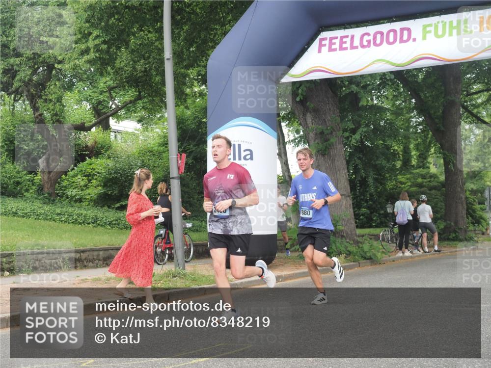 29.06.2025 - hella hamburg halbmarathon KatJ http://msf.ph/oto/8348219 29.06.2025 10:20:32 Zwischen KM18-KM19 2460, 2851, 7880 meine-sportfotos.de