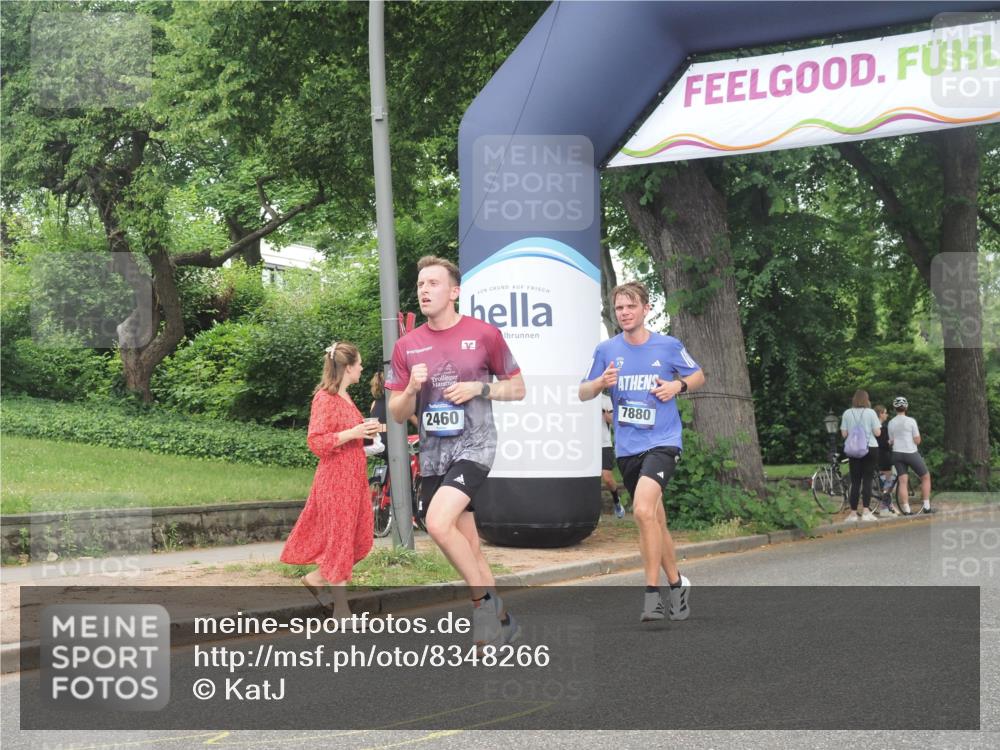 29.06.2025 - hella hamburg halbmarathon KatJ http://msf.ph/oto/8348266 29.06.2025 10:20:32 Zwischen KM18-KM19 2460, 2851, 7880 meine-sportfotos.de