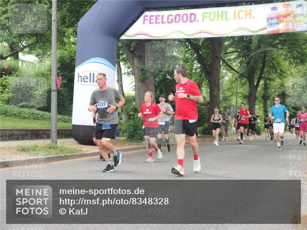29.06.2025 - hella hamburg halbmarathon KatJ http://msf.ph/oto/8348328 29.06.2025 10:50:10 Zwischen KM18-KM19 4328, 7243 meine-sportfotos.de
