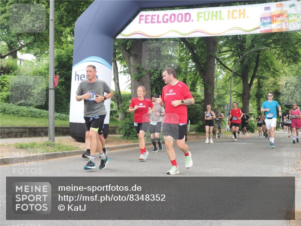 29.06.2025 - hella hamburg halbmarathon KatJ http://msf.ph/oto/8348352 29.06.2025 10:50:10 Zwischen KM18-KM19 4328, 7243 meine-sportfotos.de