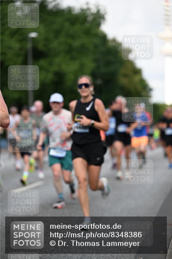 29.06.2025 - hella hamburg halbmarathon Dr. Thomas Lammeyer http://msf.ph/oto/8348386 29.06.2025 09:56:18 Kennedybrücke 1139, 1169, 1220, 1415, 1468, 1512, 2233, 3098, 3109, 3124, 4080, 4497, 4691, 5007, 5011, 5476, 5477, 7067, 7191, 7325, 7432, 7451, 7843, 7865, 7961, 8467, 9081, 10000, 10099, 10251, 10741, 10796, 11346 meine-sportfotos.de