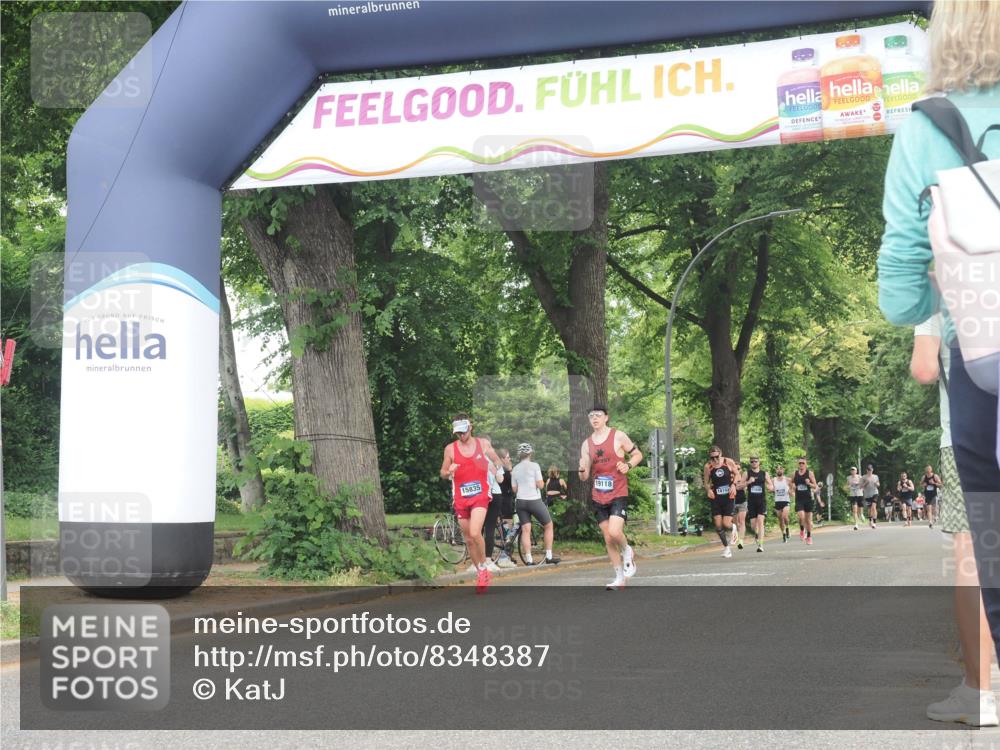 29.06.2025 - hella hamburg halbmarathon KatJ http://msf.ph/oto/8348387 29.06.2025 10:20:42 Zwischen KM18-KM19  meine-sportfotos.de