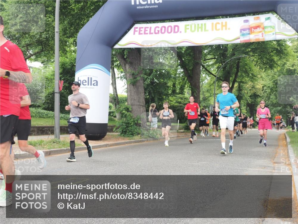 29.06.2025 - hella hamburg halbmarathon KatJ http://msf.ph/oto/8348442 29.06.2025 10:50:12 Zwischen KM18-KM19 2685, 4328 meine-sportfotos.de