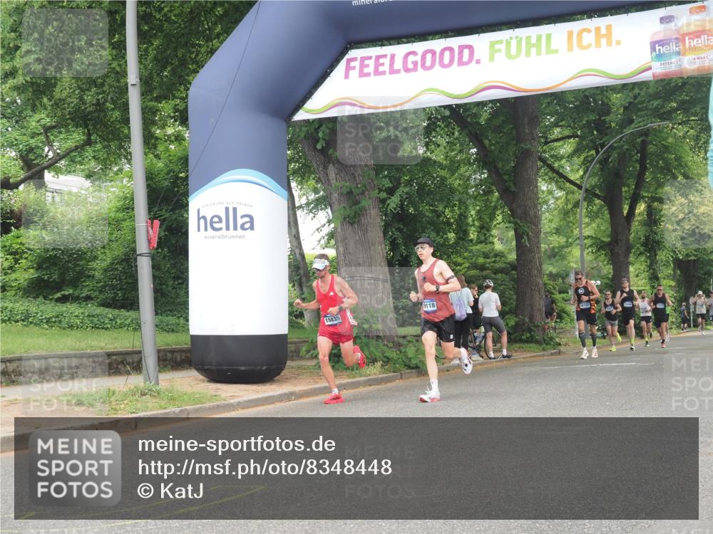 29.06.2025 - hella hamburg halbmarathon KatJ http://msf.ph/oto/8348448 29.06.2025 10:20:43 Zwischen KM18-KM19  meine-sportfotos.de
