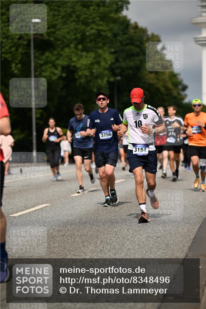 29.06.2025 - hella hamburg halbmarathon Dr. Thomas Lammeyer http://msf.ph/oto/8348496 29.06.2025 10:18:23 Kennedybrücke 1071, 1131, 1406, 1480, 2990, 3020, 3025, 3154, 3728, 3756, 3834, 3939, 5191, 5546, 5670, 6028, 6083, 6366, 6717, 7209, 7442, 7802, 7840, 7991, 8055, 8147, 8409, 9173, 9663, 10224, 10610, 10977, 11355 meine-sportfotos.de