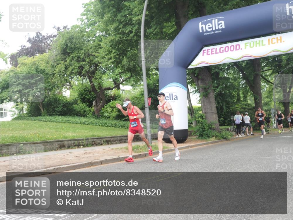 29.06.2025 - hella hamburg halbmarathon KatJ http://msf.ph/oto/8348520 29.06.2025 10:20:44 Zwischen KM18-KM19  meine-sportfotos.de