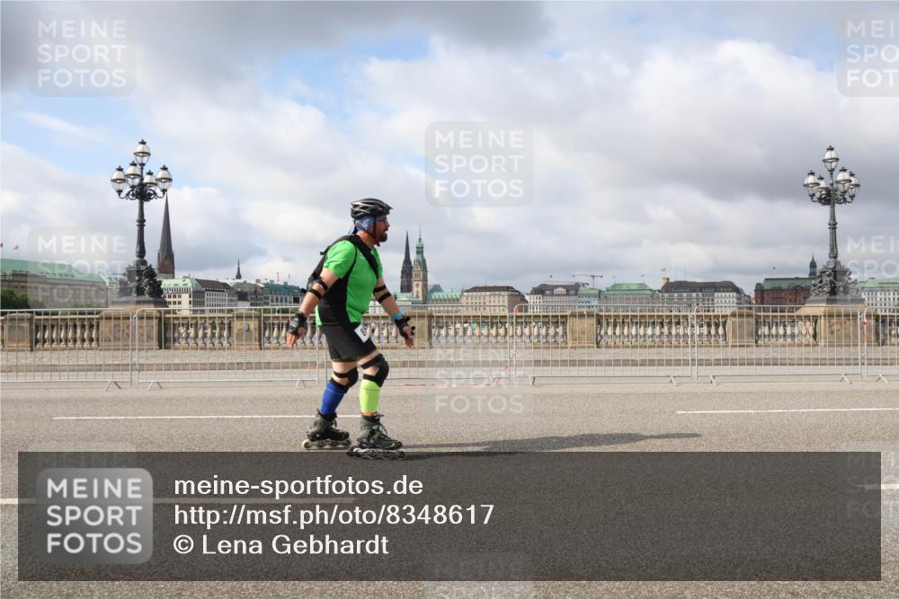29.06.2025 - hella hamburg halbmarathon Lena Gebhardt http://msf.ph/oto/8348617 29.06.2025 09:09:13 Lombardsbrücke  meine-sportfotos.de