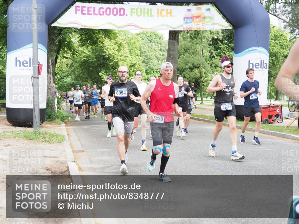 29.06.2025 - hella hamburg halbmarathon MichiJ http://msf.ph/oto/8348777 29.06.2025 10:40:55 Zwischen KM18-KM19 1502, 2099, 2884, 3103, 3310, 4189, 4299, 4938, 6762, 6994, 7147, 7478, 9537, 9791, 11430, 11992, 13327, 14323, 15146, 15179, 15946, 16623, 16750, 17348, 18143 meine-sportfotos.de