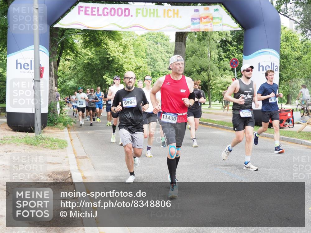 29.06.2025 - hella hamburg halbmarathon MichiJ http://msf.ph/oto/8348806 29.06.2025 10:40:55 Zwischen KM18-KM19 1502, 2099, 2884, 3103, 3310, 4189, 4299, 4938, 6762, 6994, 7147, 7478, 9537, 9791, 11430, 11992, 13327, 14323, 15146, 15179, 15946, 16623, 16750, 17348, 18143 meine-sportfotos.de