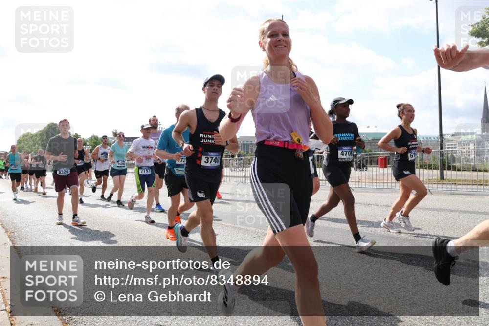 29.06.2025 - hella hamburg halbmarathon Lena Gebhardt http://msf.ph/oto/8348894 29.06.2025 10:01:02 Lombardsbrücke 13287, 8326, 1018, 14306, 7757, 73, 3740, 4708, 61, 1130, 1387, 1420, 1583, 1611, 1726, 2006, 2091, 2236, 2354, 2363, 2474, 2490, 2936, 3059, 3141, 3625, 3740, 3983, 4068, 4238, 4249, 4370, 4616, 4708, 5033, 5418, 5870, 6138, 6147, 0000, 6443, 6487, 6531, 6591, 6714, 6757, 6835, 7658, 7757, 7759, 7761, 7846, 8045, 8046, 8255, 8326, 8478, 8632, 8923, 9124, 9553, 9555, 9577, 9932, 10074, 10188, 10271, 10383, 10599, 11465 meine-sportfotos.de