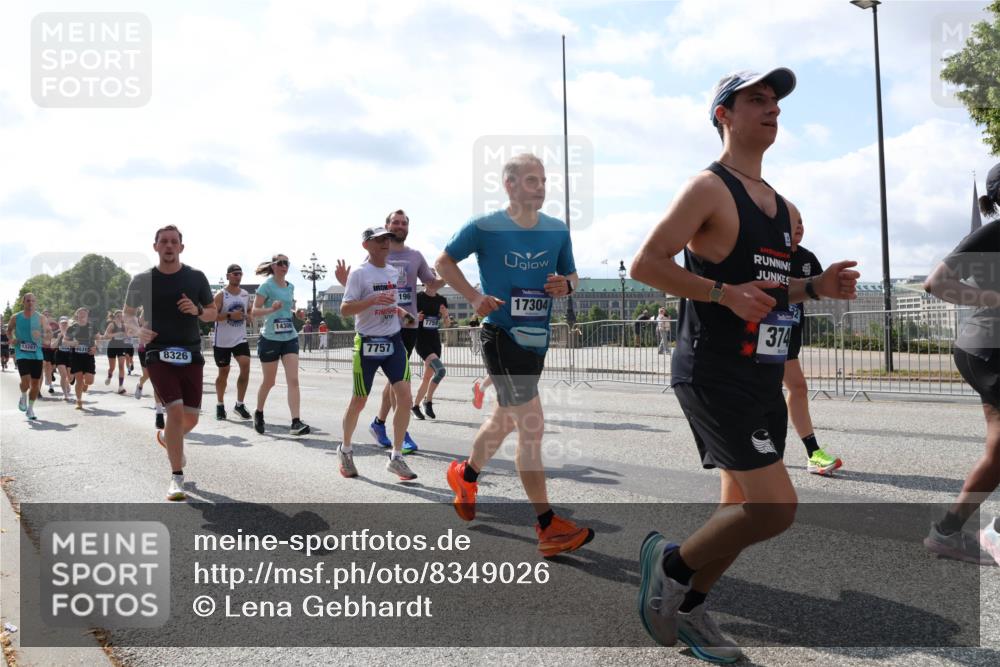 29.06.2025 - hella hamburg halbmarathon Lena Gebhardt http://msf.ph/oto/8349026 29.06.2025 10:01:02 Lombardsbrücke 13287, 8326, 1430, 196, 7757, 7759, 17304, 374, 1130, 1387, 1420, 1583, 1611, 1726, 2006, 2091, 2236, 2354, 2363, 2474, 2490, 2936, 3059, 3141, 3625, 3740, 3983, 4068, 4238, 4249, 4370, 4616, 4708, 5033, 5418, 5870, 6138, 6147, 0000, 6443, 6487, 6531, 6591, 6714, 6757, 6835, 7658, 7757, 7759, 7761, 7846, 8045, 8046, 8255, 8326, 8478, 8632, 8923, 9124, 9553, 9555, 9577, 9932, 10074, 10188, 10271, 10383, 10599, 11465 meine-sportfotos.de