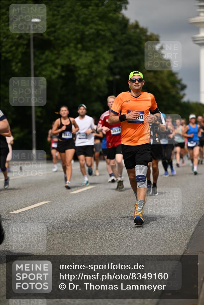 29.06.2025 - hella hamburg halbmarathon Dr. Thomas Lammeyer http://msf.ph/oto/8349160 29.06.2025 10:18:26 Kennedybrücke 1071, 1131, 1406, 1480, 1728, 2990, 3020, 3025, 3154, 3728, 3756, 3834, 3939, 5191, 5546, 5670, 6028, 6083, 6181, 6366, 6717, 6724, 7209, 7442, 7802, 7840, 7991, 8055, 8147, 8409, 8755, 9173, 9663, 10224, 10610, 10977 meine-sportfotos.de