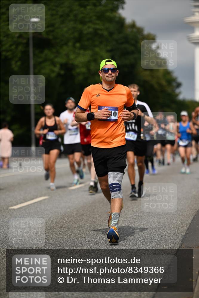 29.06.2025 - hella hamburg halbmarathon Dr. Thomas Lammeyer http://msf.ph/oto/8349366 29.06.2025 10:18:27 Kennedybrücke 1071, 1131, 1406, 1480, 1728, 2990, 3020, 3025, 3154, 3691, 3728, 3756, 3834, 3939, 5191, 5546, 5670, 6028, 6083, 6181, 6366, 6717, 6724, 7209, 7442, 7802, 7840, 7991, 8055, 8147, 8409, 8755, 9173, 9663, 10224, 10610, 10977 meine-sportfotos.de