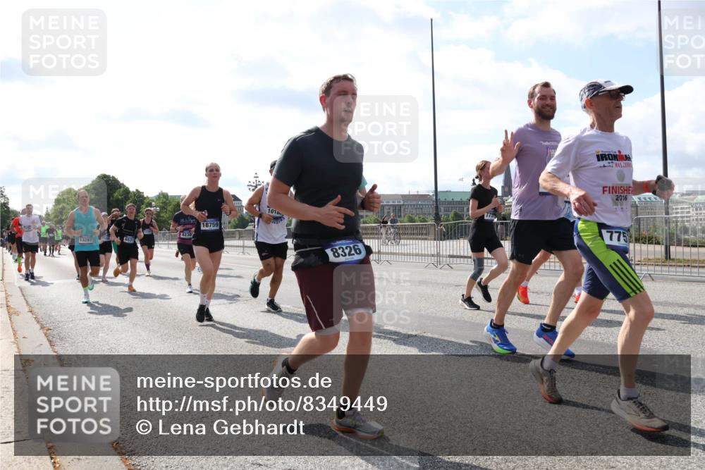 29.06.2025 - hella hamburg halbmarathon Lena Gebhardt http://msf.ph/oto/8349449 29.06.2025 10:01:03 Lombardsbrücke 4238, 13287, 6531, 18759, 1010, 8326, 2016, 775, 1130, 1387, 1420, 1583, 1611, 1726, 2006, 2091, 2236, 2354, 2363, 2474, 2490, 2936, 3059, 3141, 3625, 3740, 3983, 4068, 4238, 4249, 4319, 4370, 4616, 4708, 5033, 5418, 5870, 6138, 6147, 0000, 6443, 6487, 6531, 6591, 6714, 6757, 6835, 6924, 7658, 7757, 7759, 7761, 7846, 8045, 8046, 8255, 8326, 8478, 8632, 8923, 9124, 9553, 9555, 9577, 9932, 10074, 10188, 10271, 10383, 10599, 11465 meine-sportfotos.de
