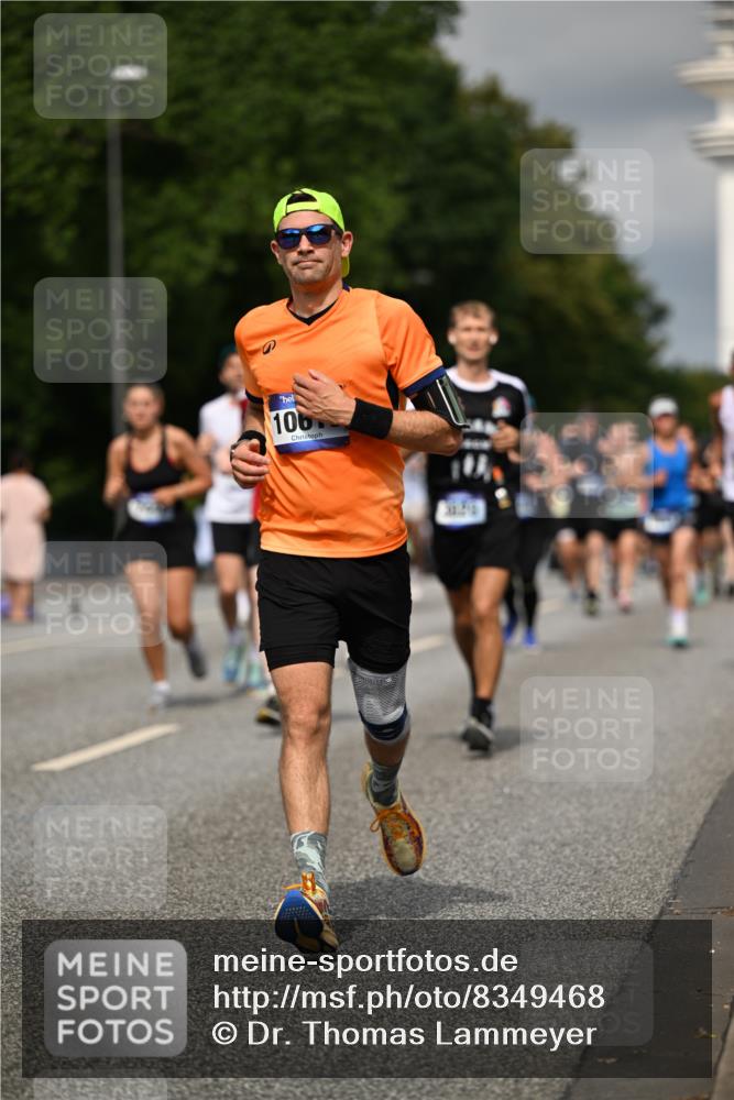 29.06.2025 - hella hamburg halbmarathon Dr. Thomas Lammeyer http://msf.ph/oto/8349468 29.06.2025 10:18:27 Kennedybrücke 1071, 1131, 1406, 1480, 1728, 2990, 3020, 3025, 3154, 3691, 3728, 3756, 3834, 3939, 5191, 5546, 5670, 6028, 6083, 6181, 6366, 6717, 6724, 7209, 7442, 7802, 7840, 7991, 8055, 8147, 8409, 8755, 9173, 9663, 10224, 10610, 10977 meine-sportfotos.de