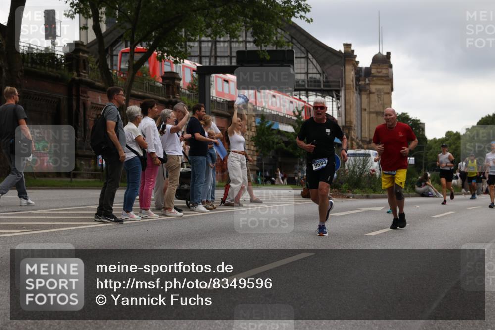29.06.2025 - hella hamburg halbmarathon Yannick Fuchs http://msf.ph/oto/8349596 29.06.2025 10:52:39 20KM 1946, 1951, 2027, 2159, 2250, 2619, 2711, 2855, 2996, 4550, 4767, 5084, 5675, 6860, 7659, 8089, 8392, 9156, 9353, 9553, 9555, 9835, 10020, 10268, 10518, 10539, 10703, 10915, 11605, 11808, 11846, 12734, 12735, 12809, 13654, 13694, 14355, 14673, 14914, 16206, 16409, 16922, 16924, 17531, 17665, 17782, 17810, 17814, 17839, 17852, 17931, 17967, 18112, 18232, 18556, 18682, 18727, 18730, 18833, 18954, 18985, 19002, 19003 meine-sportfotos.de