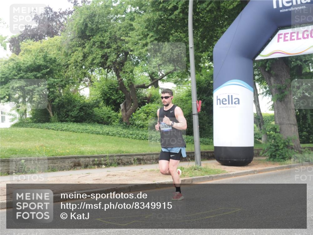 29.06.2025 - hella hamburg halbmarathon KatJ http://msf.ph/oto/8349915 29.06.2025 10:20:57 Zwischen KM18-KM19 6619, 7272 meine-sportfotos.de