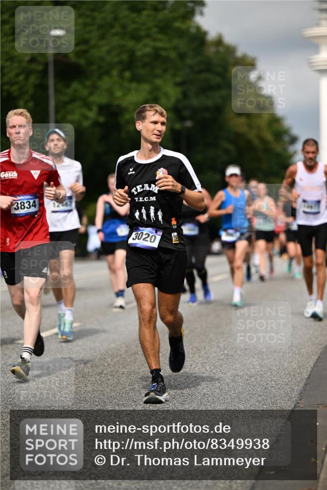 29.06.2025 - hella hamburg halbmarathon Dr. Thomas Lammeyer http://msf.ph/oto/8349938 29.06.2025 10:18:29 Kennedybrücke 1071, 1131, 1480, 1728, 2990, 3020, 3025, 3154, 3454, 3691, 3728, 3756, 3834, 3939, 5191, 5546, 5670, 6028, 6083, 6181, 6366, 6717, 6724, 7209, 7442, 7840, 7991, 8055, 8147, 8409, 8563, 8755, 9173, 9663, 10224, 10610, 10977 meine-sportfotos.de