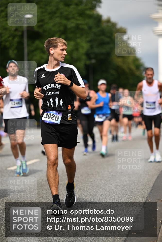 29.06.2025 - hella hamburg halbmarathon Dr. Thomas Lammeyer http://msf.ph/oto/8350099 29.06.2025 10:18:30 Kennedybrücke 1071, 1131, 1480, 1728, 2990, 3020, 3025, 3154, 3454, 3691, 3728, 3756, 3834, 5191, 5546, 5670, 6028, 6083, 6181, 6366, 6717, 6724, 7209, 7442, 7840, 7991, 8055, 8147, 8409, 8563, 8755, 9173, 9663, 10224, 10610, 10977 meine-sportfotos.de