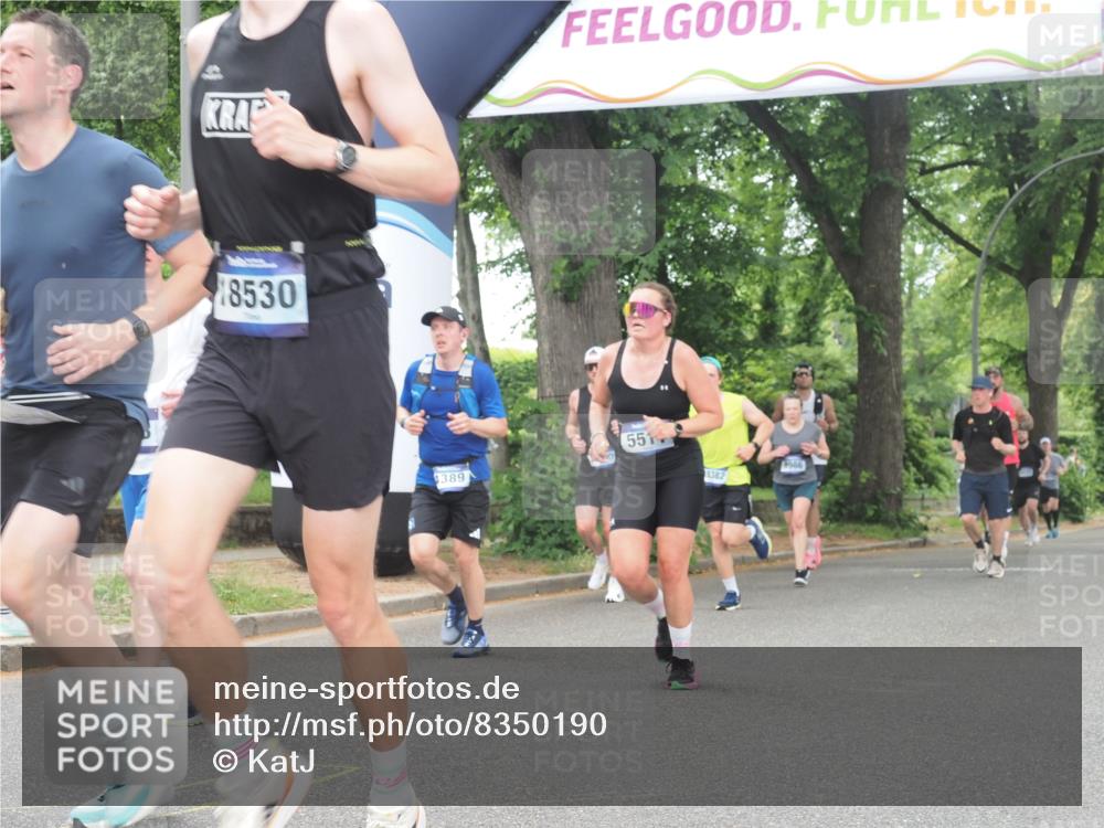 29.06.2025 - hella hamburg halbmarathon KatJ http://msf.ph/oto/8350190 29.06.2025 10:50:40 Zwischen KM18-KM19 2810, 3199, 3663, 4389, 5511, 8423 meine-sportfotos.de