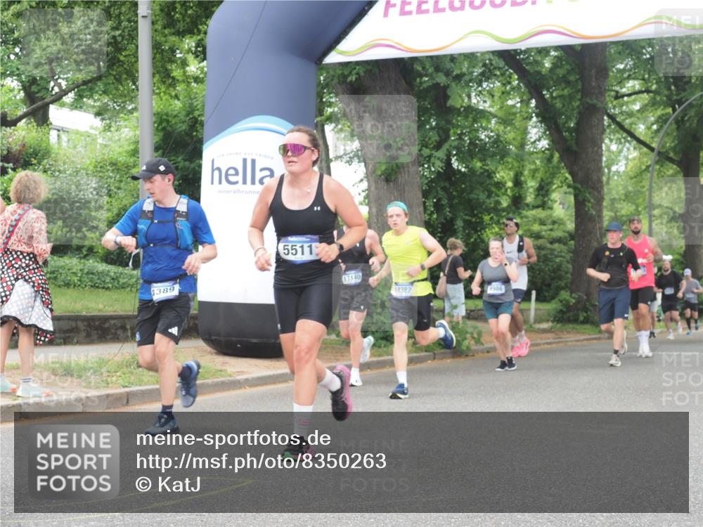 29.06.2025 - hella hamburg halbmarathon KatJ http://msf.ph/oto/8350263 29.06.2025 10:50:40 Zwischen KM18-KM19 2810, 3199, 3663, 4389, 5511, 8423 meine-sportfotos.de
