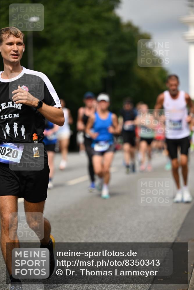 29.06.2025 - hella hamburg halbmarathon Dr. Thomas Lammeyer http://msf.ph/oto/8350343 29.06.2025 10:18:31 Kennedybrücke 1071, 1131, 1480, 1728, 2990, 3020, 3025, 3154, 3454, 3691, 3728, 3756, 3834, 5191, 5546, 5670, 6028, 6083, 6181, 6366, 6717, 6724, 7209, 7442, 7840, 7991, 8055, 8147, 8409, 8563, 8755, 9173, 9663, 10224, 10610, 10977 meine-sportfotos.de