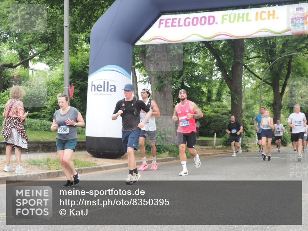 29.06.2025 - hella hamburg halbmarathon KatJ http://msf.ph/oto/8350395 29.06.2025 10:50:43 Zwischen KM18-KM19 2810, 4389, 5511, 8423 meine-sportfotos.de
