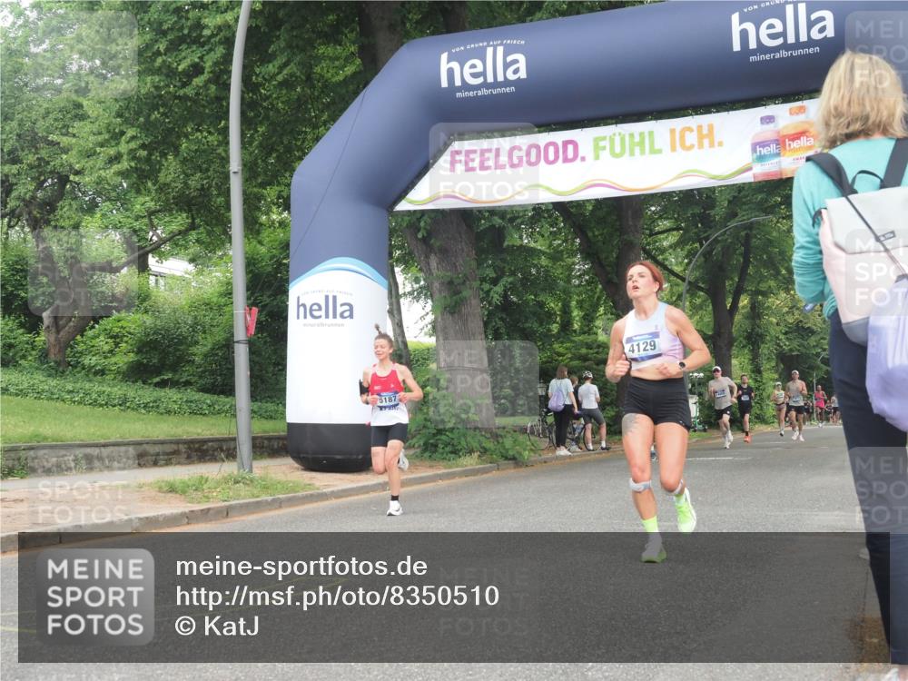 29.06.2025 - hella hamburg halbmarathon KatJ http://msf.ph/oto/8350510 29.06.2025 10:21:11 Zwischen KM18-KM19 4129, 4698, 5187, 5746 meine-sportfotos.de