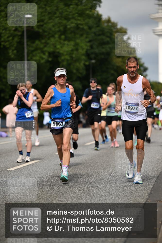 29.06.2025 - hella hamburg halbmarathon Dr. Thomas Lammeyer http://msf.ph/oto/8350562 29.06.2025 10:18:32 Kennedybrücke 1071, 1131, 1480, 1728, 3020, 3025, 3154, 3454, 3691, 3728, 3756, 3834, 5191, 5670, 6028, 6083, 6181, 6366, 6717, 6724, 7209, 7442, 7446, 7447, 7840, 8055, 8409, 8563, 8755, 9173, 9663, 10224, 10610, 10977 meine-sportfotos.de