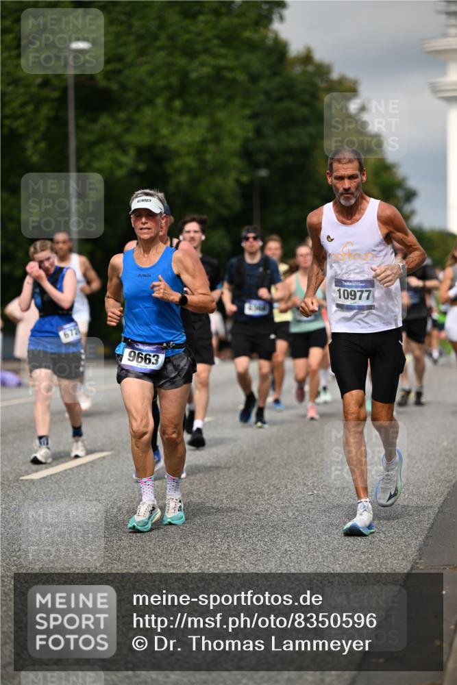 29.06.2025 - hella hamburg halbmarathon Dr. Thomas Lammeyer http://msf.ph/oto/8350596 29.06.2025 10:18:32 Kennedybrücke 1071, 1131, 1480, 1728, 3020, 3025, 3154, 3454, 3691, 3728, 3756, 3834, 5191, 5670, 6028, 6083, 6181, 6366, 6717, 6724, 7209, 7442, 7446, 7447, 7840, 8055, 8409, 8563, 8755, 9173, 9663, 10224, 10610, 10977 meine-sportfotos.de