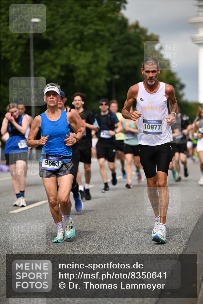 29.06.2025 - hella hamburg halbmarathon Dr. Thomas Lammeyer http://msf.ph/oto/8350641 29.06.2025 10:18:32 Kennedybrücke 1071, 1131, 1480, 1728, 3020, 3025, 3154, 3454, 3691, 3728, 3756, 3834, 5191, 5670, 6028, 6083, 6181, 6366, 6717, 6724, 7209, 7442, 7446, 7447, 7840, 8055, 8409, 8563, 8755, 9173, 9663, 10224, 10610, 10977 meine-sportfotos.de